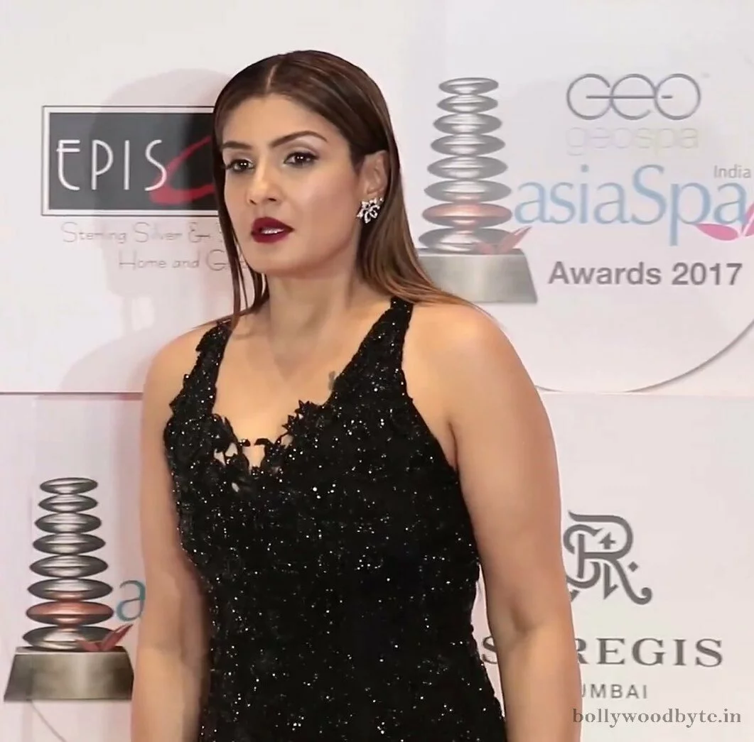 raveena tandon in black dress at asiaspa awards