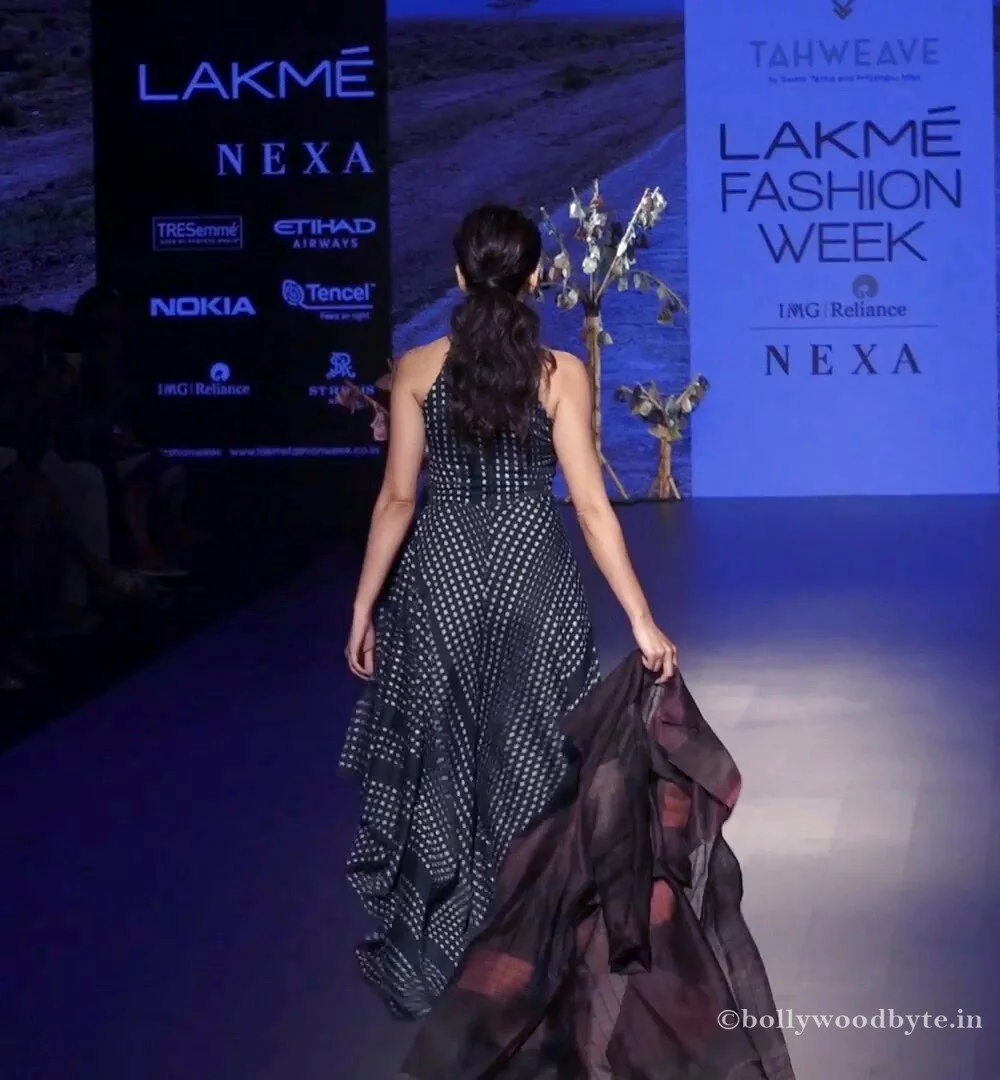 Lakme Fashion Week 2018 Kriti Kharbanda